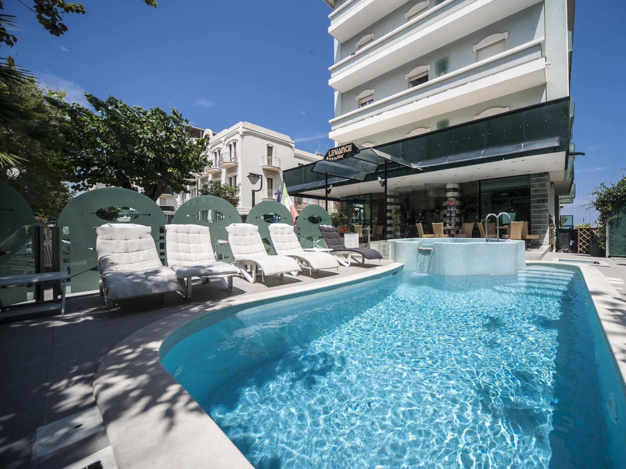 Hotel Levante Rimini Exterior foto